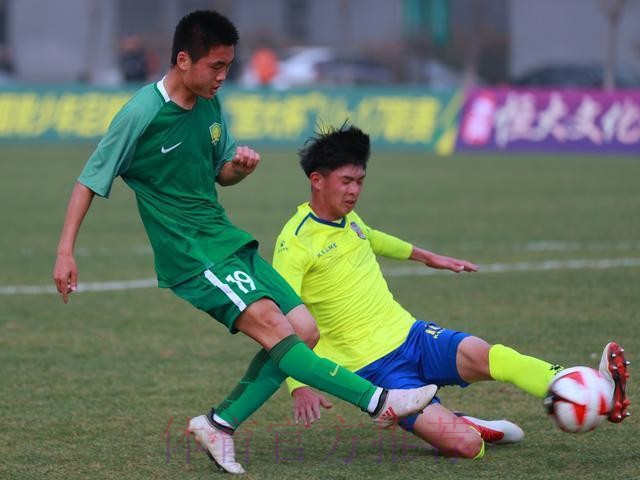 扩军的青超联赛成为职业球员摇篮 2700场比赛孕育无数新星 扩军的青超联赛成为职业球员摇篮 2700场比赛孕育无数新星